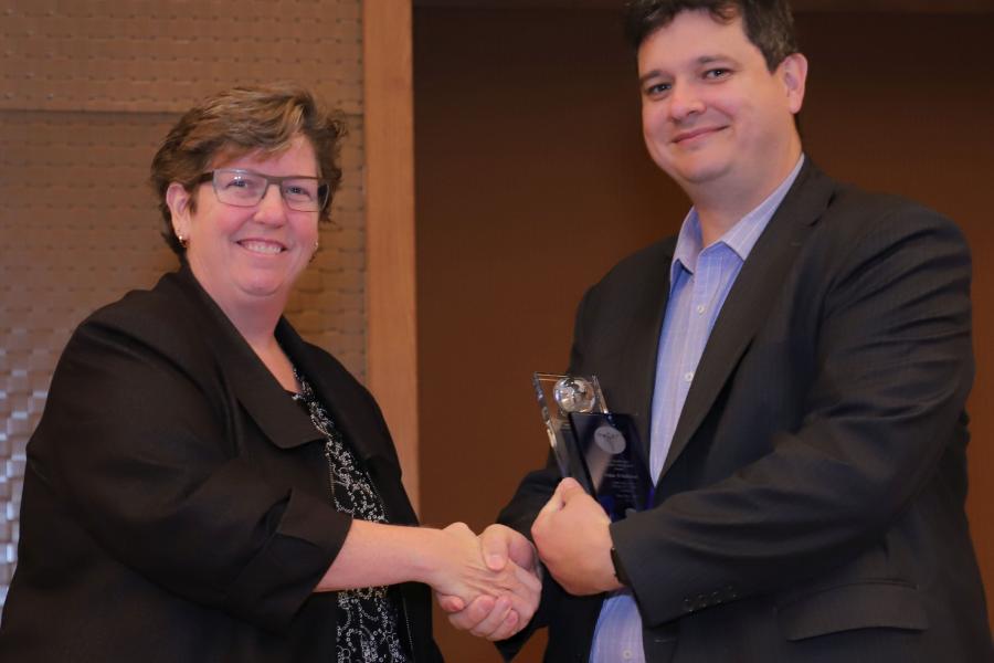 ACT Health CIO-Peter OHalloran-receives global Leadership Award